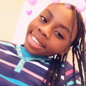 Meet your Posher, Alexus